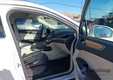 2016 Lincoln Mkc Select z USA, uszkodzony, nr VIN 5LMCJ2D90GUJ12856